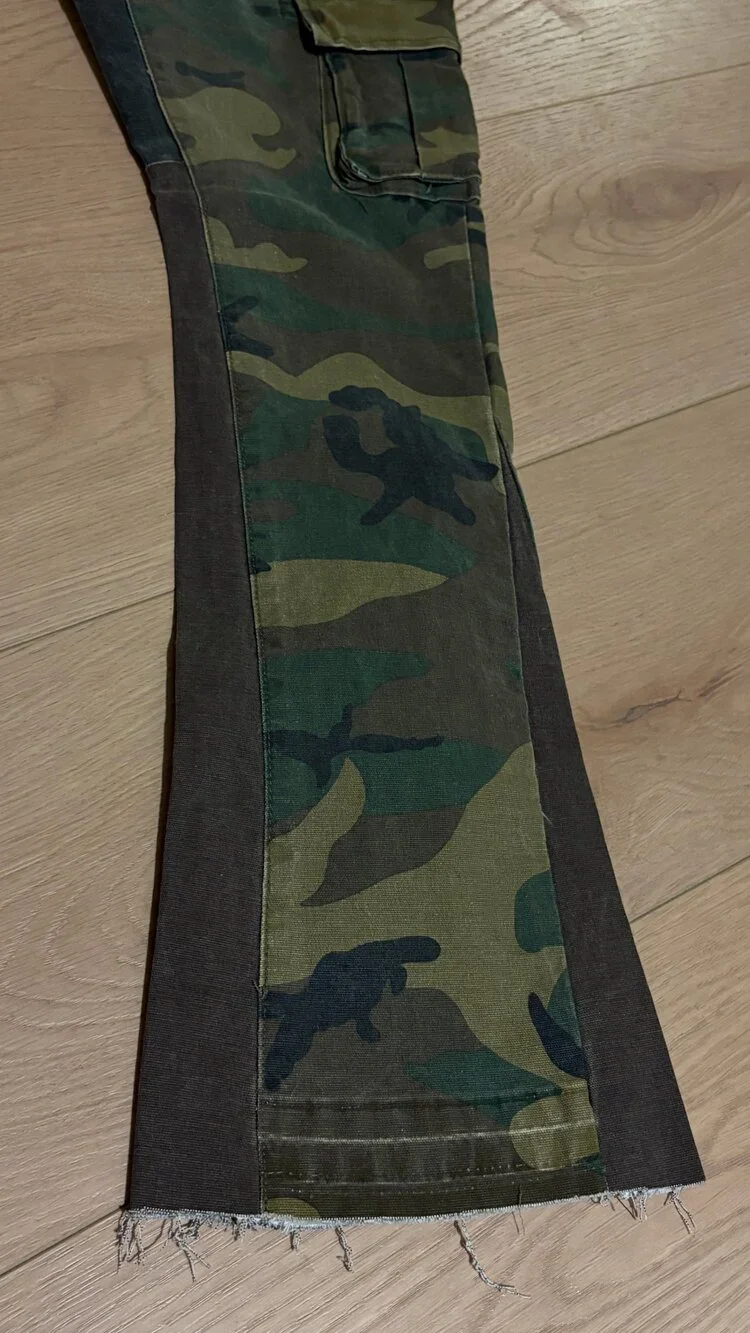 Valabasas Camo Patchwork Cargo Flare Pants Men’s Size 32